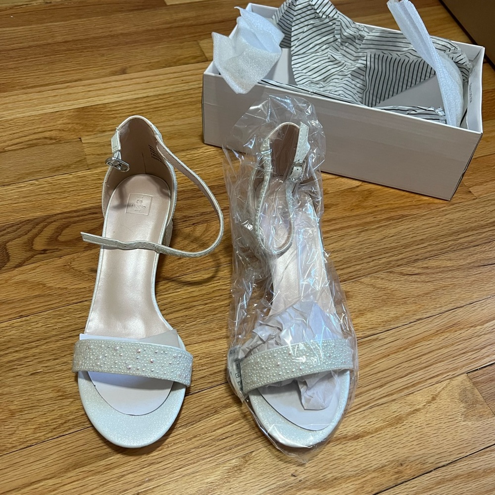 Pearl Bridal Shoes - Kaya by David’s Bridal